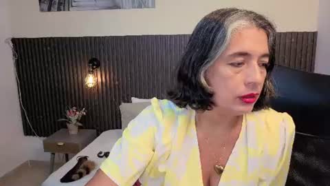 Snapshot of tammylynn45 chatting on July 1, 5:45 pm Tammy Lynn online show from July 1, 5:45 pm