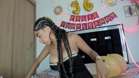 Snapshot of tammysanz chatting on February 19, 8:27 pm tammysanz online show from February 19, 8:27 pm