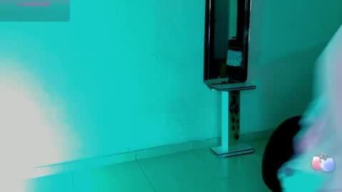 tamy online show from April 28, 2:21 am