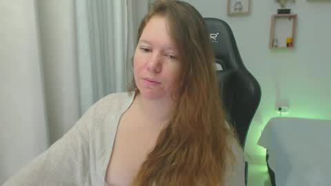 Snapshot of tamy_shine87 chatting on March 3, 5:09 am Im Samy online show from March 3, 5:09 am