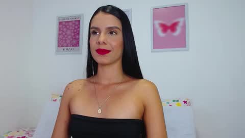 Snapshot of tamy_sweet01 chatting on January 5, 2:38 am tamy sweet01 online show from January 5, 2:38 am