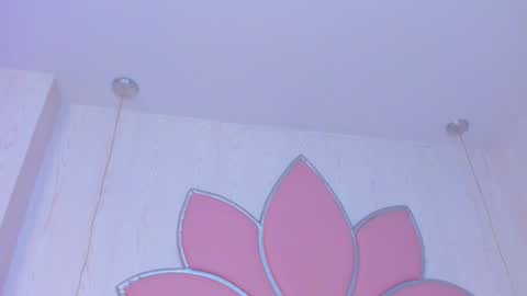 Snapshot of tamyeliot chatting on February 9, 7:38 am Tamy online show from February 9, 7:38 am