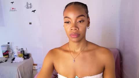 tamylynn online show from March 9, 8:24 pm