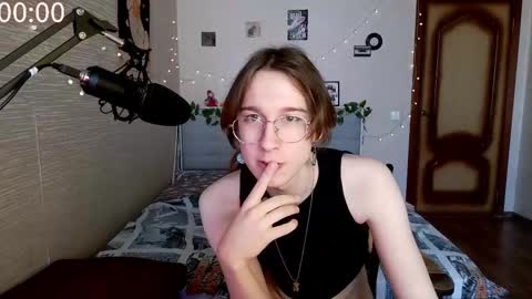 Milena Kuprianova online show from February 17, 9:35 am