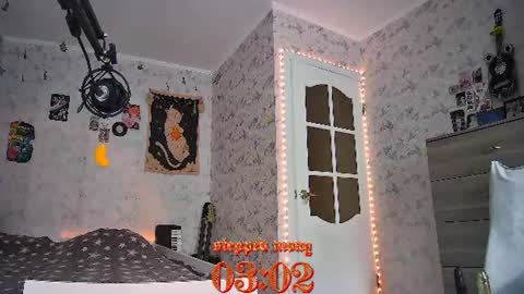 Snapshot of tangerine4dreams chatting on June 26, 8:41 am Milena Kuprianova online show from June 26, 8:41 am