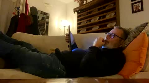 Dominique online show from February 5, 9:07 pm