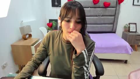 Tania  online show from March 19, 1:48 pm