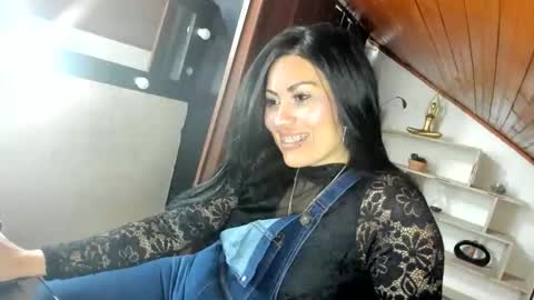 tania online show from April 15, 7:58 pm