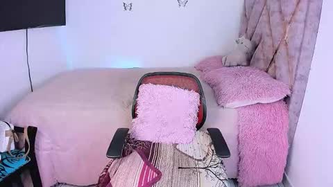 Snapshot of tania_rendon1 chatting on March 29, 11:32 am Tania online show from March 29, 11:32 am