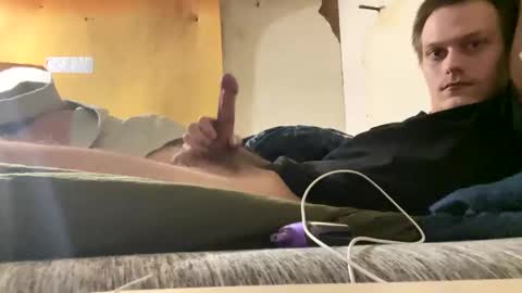 Snapshot of tanisdbl0 chatting on March 5, 8:54 am tanisdbl0 online show from March 5, 8:54 am