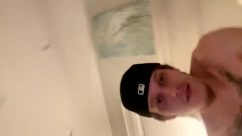 Snapshot of tanisdbl0 chatting on October 5, 6:23 am tanisdbl0 online show from October 5, 6:23 am