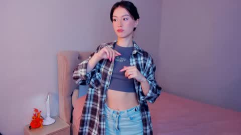 Anna online show from April 13, 8:31 am