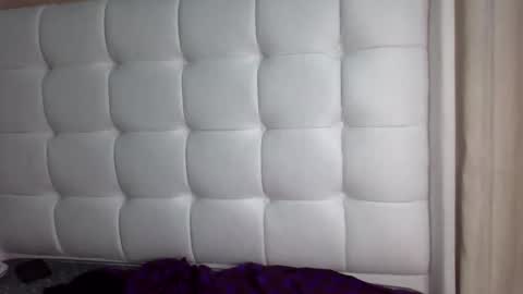 Snapshot of tannia004 chatting on December 30, 12:32 am tania online show from December 30, 12:32 am