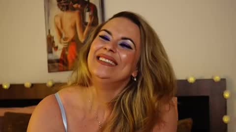 TanyaJade online show from October 15, 7:47 pm