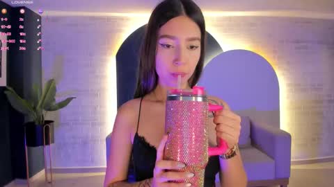 Tara Lawrence online show from November 29, 4:15 am