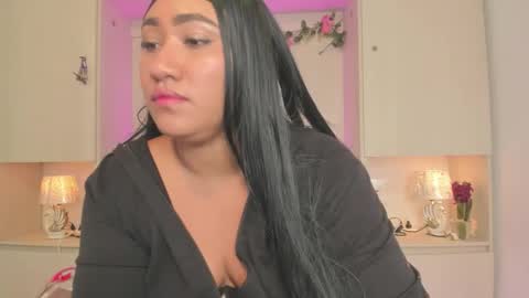  T A R A  online show from February 1, 4:16 pm