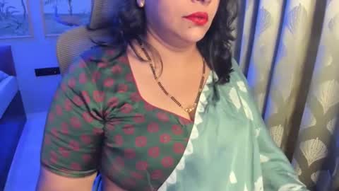 Snapshot of tarivishu23 chatting on May 22, 2:08 am tarivishu23 online show from May 22, 2:08 am