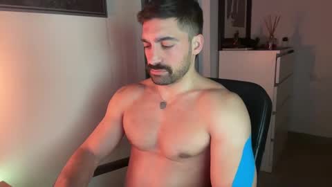 tarquit8 online show from January 31, 7:11 pm