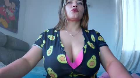 tara rios online show from October 21, 10:32 pm