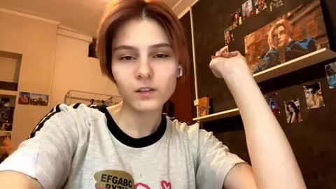 Sonya online show from February 25, 4:05 pm