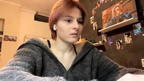 Sonya online show from March 5, 4:03 pm