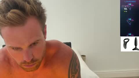 Snapshot of tarzan_thejungleboy chatting on February 12, 11:18 am Tarzan online show from February 12, 11:18 am