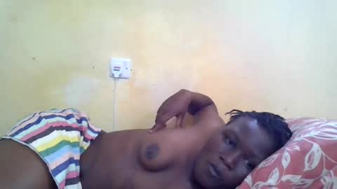 Snapshot of tashacute20 chatting on July 24, 8:01 am tashacute20 online show from July 24, 8:01 am