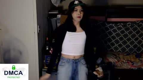 Snapshot of tashakai chatting on January 18, 2:44 pm TashaKai online show from January 18, 2:44 pm