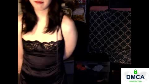 Snapshot of tashakai chatting on February 19, 4:55 pm TashaKai online show from February 19, 4:55 pm