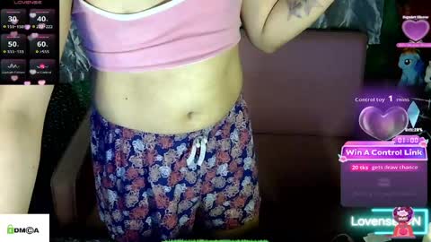 Snapshot of tashakai chatting on April 24, 2:08 pm TashaKai online show from April 24, 2:08 pm