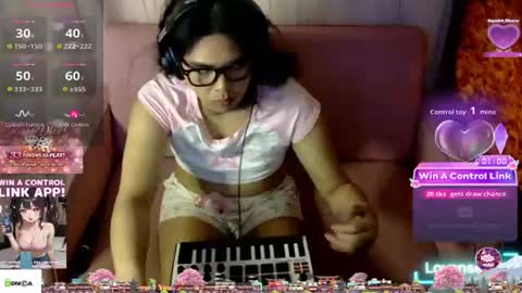 Snapshot of tashakai chatting on July 10, 2:30 pm TashaKai online show from July 10, 2:30 pm