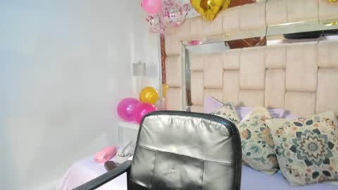 Snapshot of tashi_cute7 chatting on July 30, 3:22 pm Tashi online show from July 30, 3:22 pm