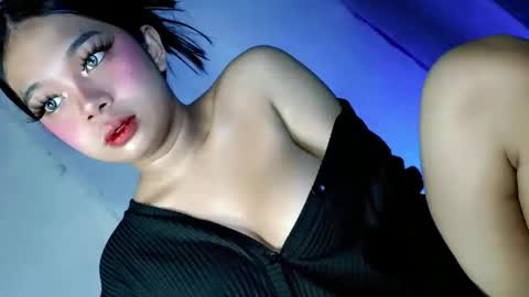 tastelikesugar1 online show from January 17, 2:38 am