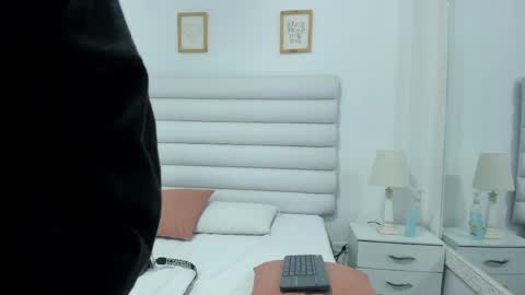 tatiana_arboleda online show from March 29, 2:55 am