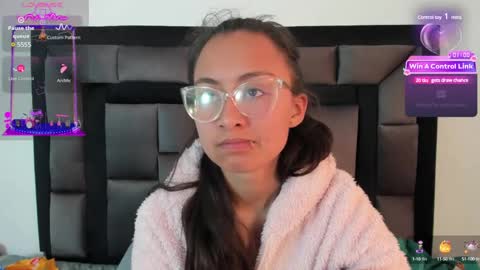 Tati online show from December 11, 2:44 pm