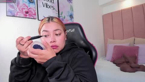 tatikanyx online show from March 30, 11:55 am