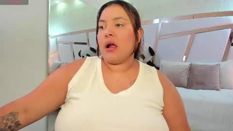Snapshot of tatikanyx chatting on July 2, 12:33 pm tatikanyx online show from July 2, 12:33 pm