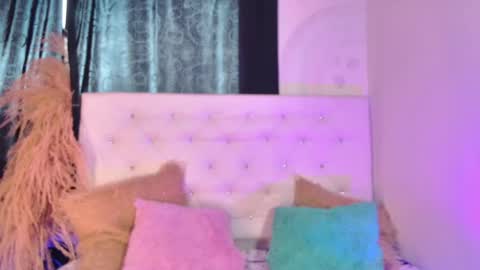 Snapshot of tatixxxvega chatting on May 18, 6:58 pm tatix online show from May 18, 6:58 pm