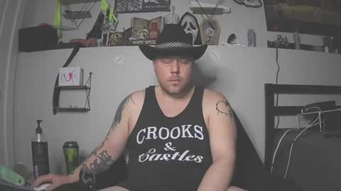 Snapshot of tattdxxx chatting on May 1, 10:53 am just jay1988 online show from May 1, 10:53 am