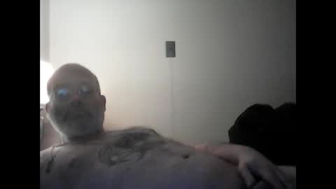 Snapshot of tattedpanther chatting on March 7, 2:08 am tattedpanther online show from March 7, 2:08 am