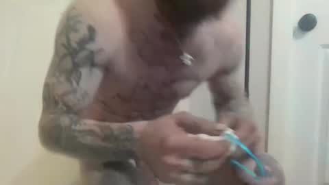 Snapshot of tattoo3333 chatting on January 24, 9:15 pm tattoo3333 online show from January 24, 9:15 pm