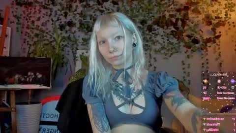Snapshot of tattoo_artbaby chatting on July 21, 4:04 am tattoo_artbaby online show from July 21, 4:04 am