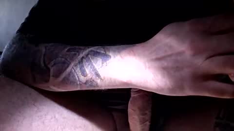 Snapshot of tattoogun chatting on January 14, 3:12 am TattooLust online show from January 14, 3:12 am