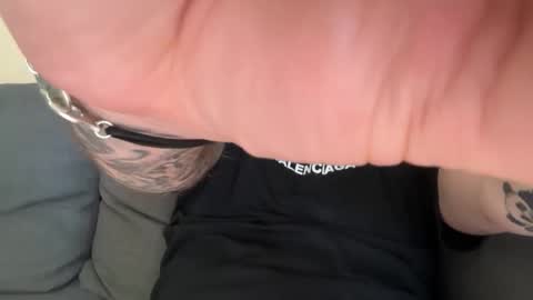 Snapshot of tattoomanforgirls chatting on May 21, 2:57 pm tattoomanforgirls online show from May 21, 2:57 pm