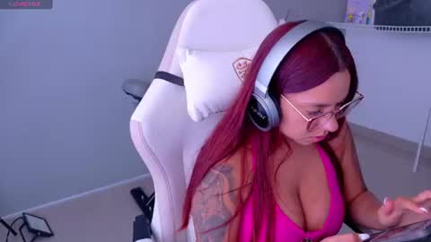 Snapshot of tattusamy chatting on July 24, 7:01 pm samy tattu online show from July 24, 7:01 pm