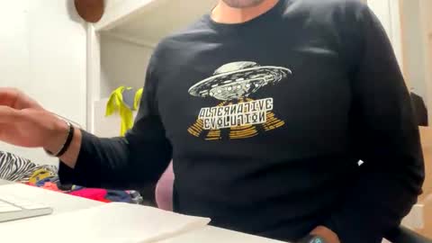 Tatuador40 online show from November 9, 11:25 pm