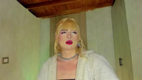 taurito___ online show from January 11, 11:26 am