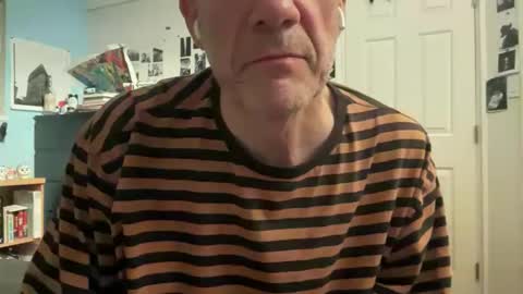 Snapshot of tauromolo chatting on October 20, 7:31 am tauromolo online show from October 20, 7:31 am