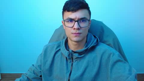 Snapshot of taurus4k chatting on February 11, 1:52 am taurus4k online show from February 11, 1:52 am