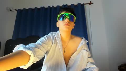 Taveko online show from April 6, 7:04 pm